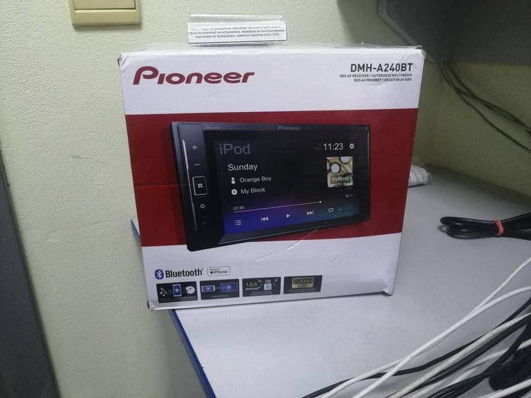 Pioneer DMH-A240BT