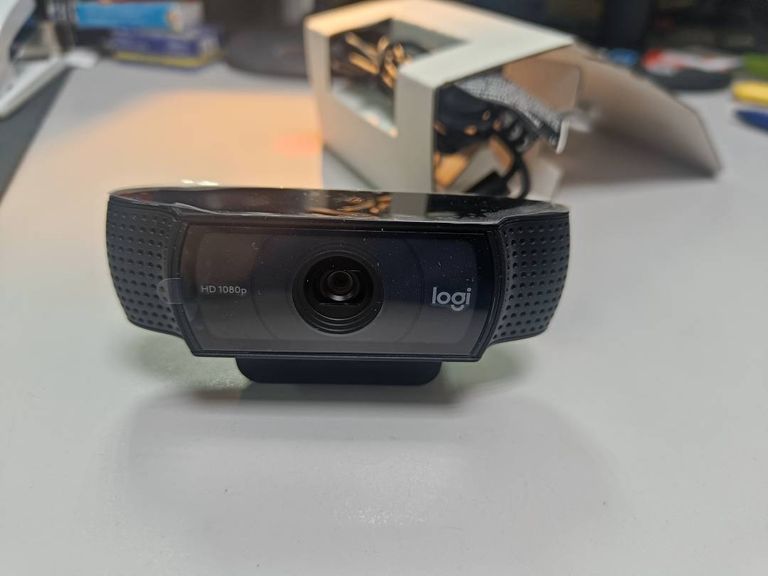 Logitech c920 pro hd webcam