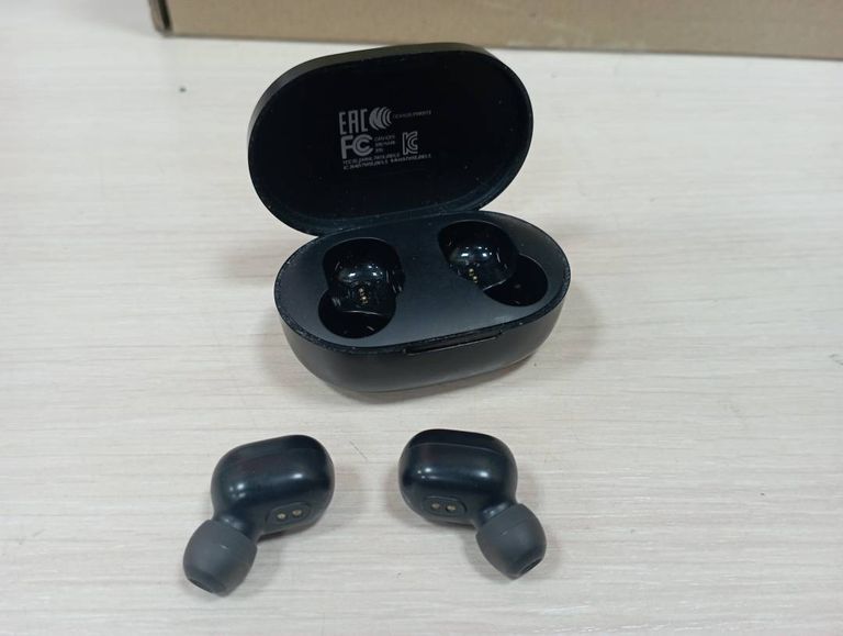 Xiaomi Mi True Wireless Earbuds Basic 2 (ZBW4502GL/BHR4272GL)