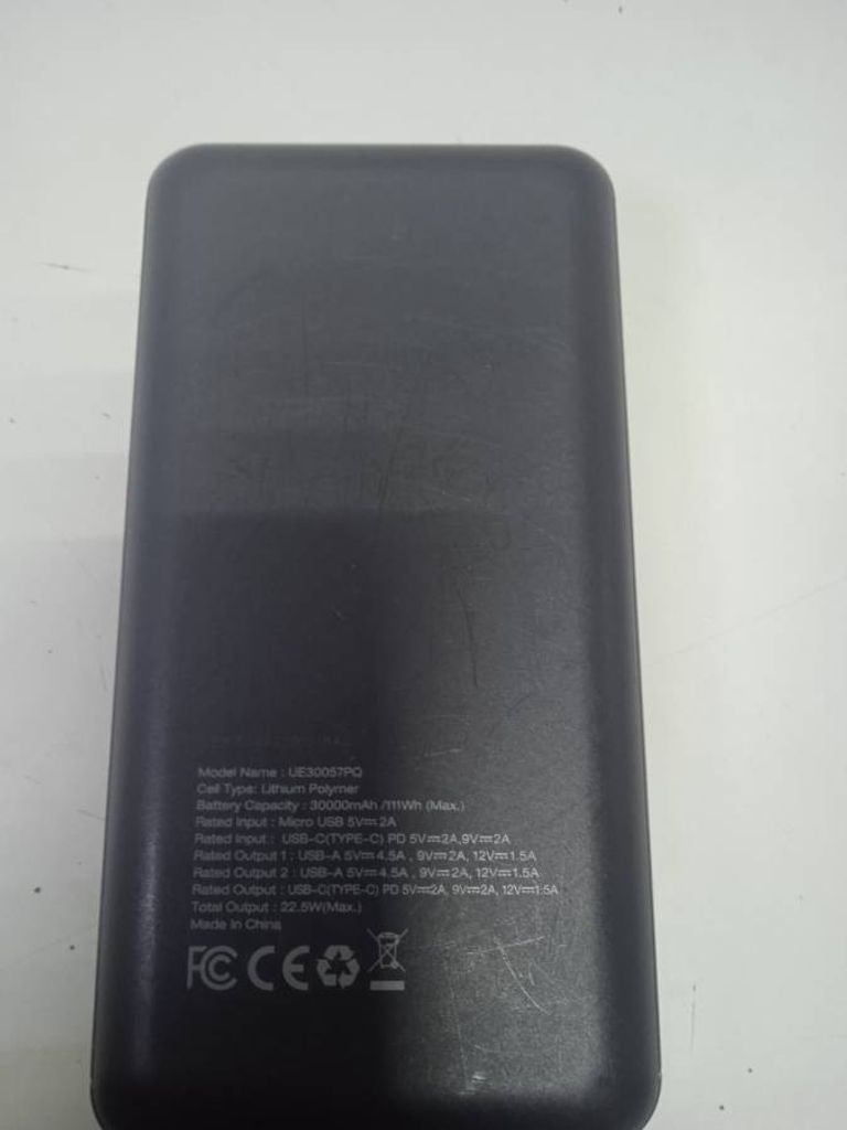Купить Energizer ue30057pq 22.5w 30000mah Б/У