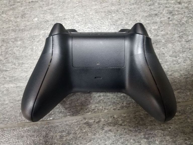 Распродажа Microsoft Xbox One S 1TB, продавец Техноскарб