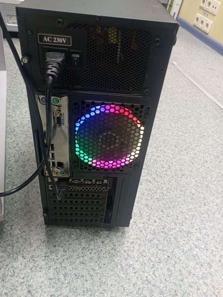Дешево Пк intel core i5-10400f/ram 16 gb/hdd 1000 gb/ssd 120 gb/nvidia rtx 3060ti (geforce) 8gb gddr6 256bit з ломбарду