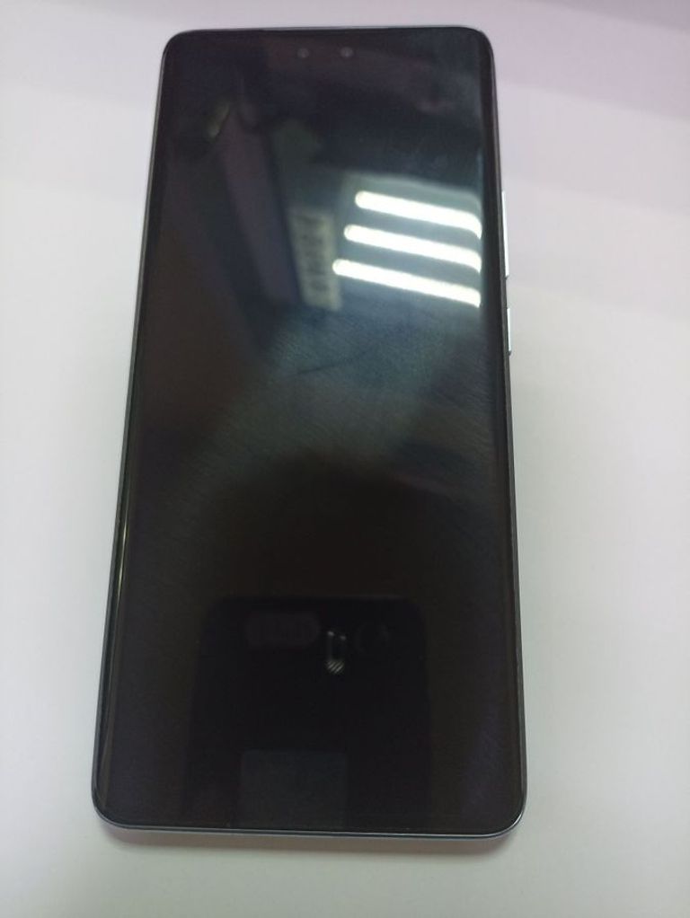 Купити Xiaomi 13 lite 8/256gb Б/У