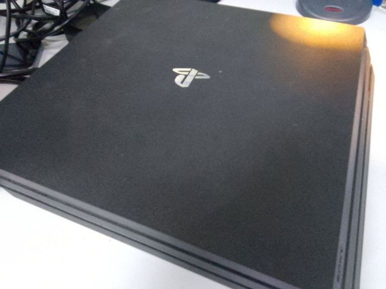 Оголошення Sony playstation 4 pro Б/У
