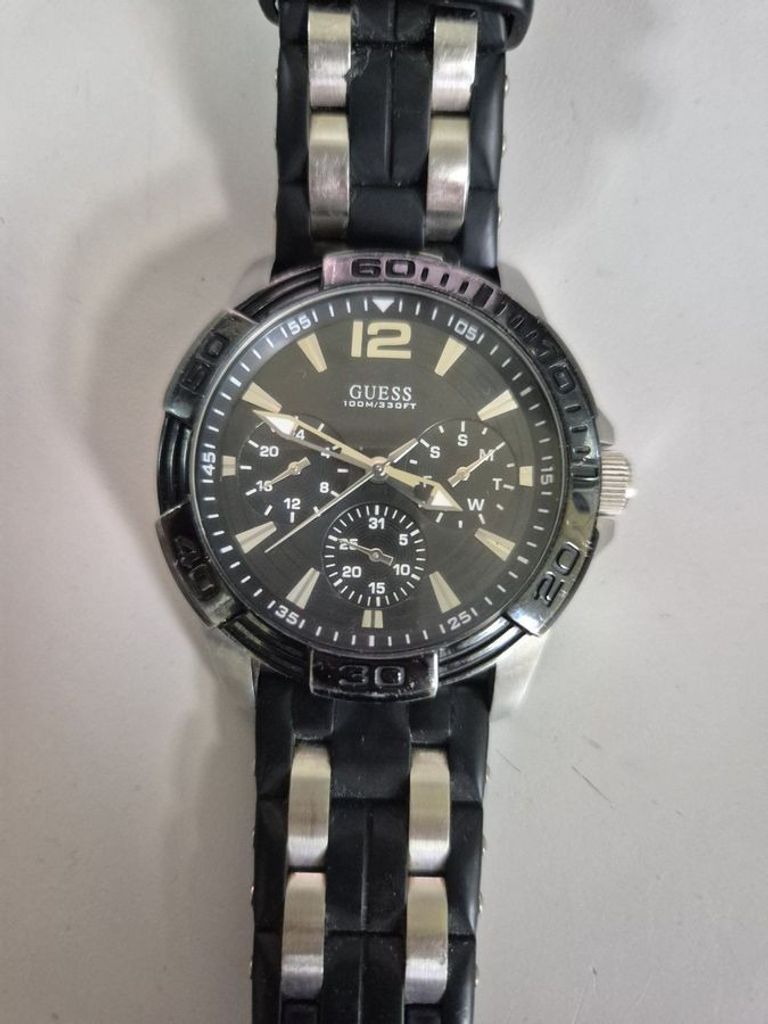 Купити Guess W0366G1 Б/У