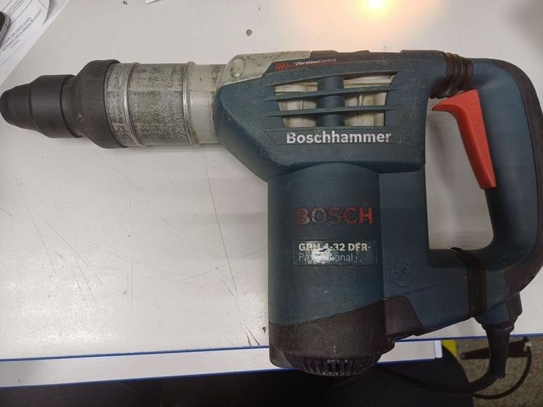 Купити Bosch GBH 4-32 DFR (0611332100) Б/У