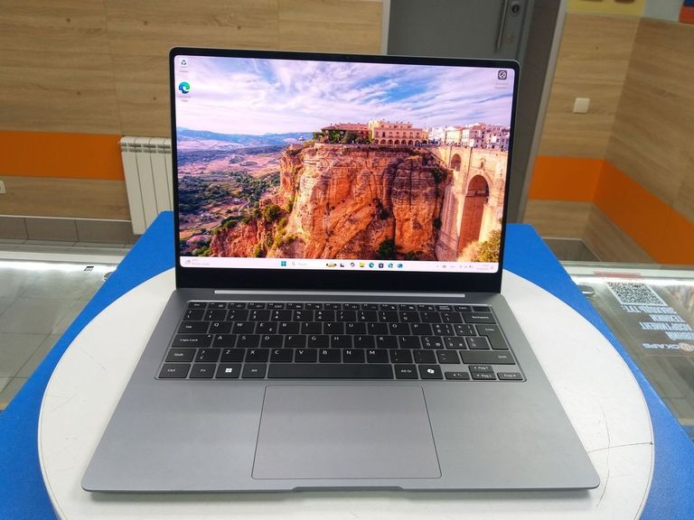 Купить Samsung np940xha intel core ultra 7 256v/ram 16/ssd 512 sensor Б/У