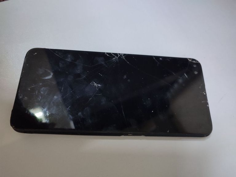 Дешиво Realme 6 Pro 8/128GB Red с ломбарда