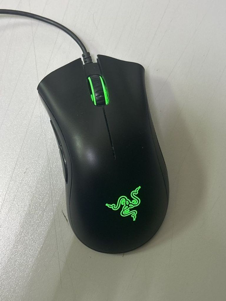Купити Razer deathadder essential rz01-03850100 Б/У