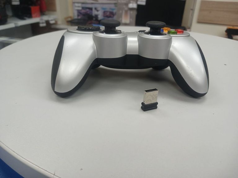 Купити Logitech wireless gamepad f710 Б/У