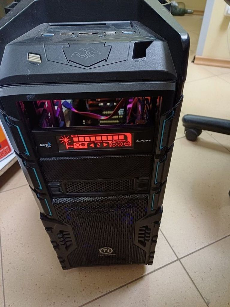 Дешиво Пк intel core i7-3930k/ram 16 gb/hdd 250 gb/ssd відсутній/amd/ ati radeon rx 580 8gb gddr5 256bit с ломбарда