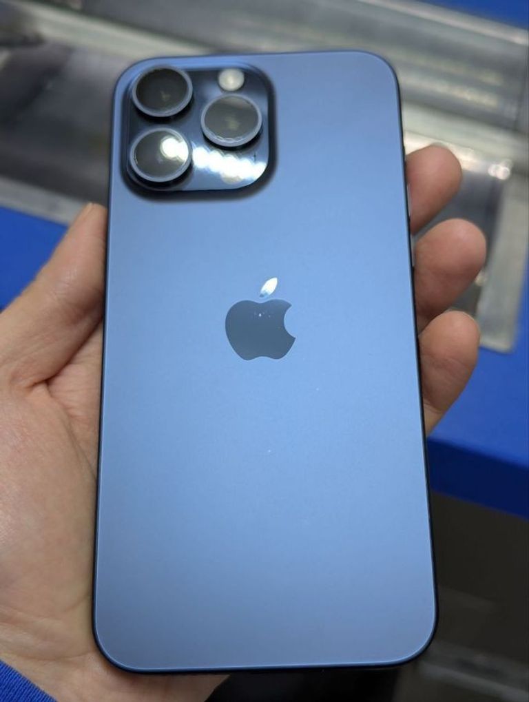Розпродаж Apple iPhone 15 Pro Max 256GB Blue Titanium (MU7A3), продавець Техноскарб