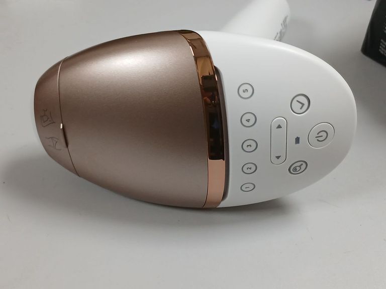 Объявление Philips Lumea IPL 9900 Series BRI973/00 Б/У