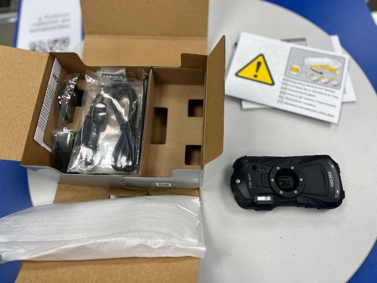 Объявление Ricoh WG-80 Orange Б/У