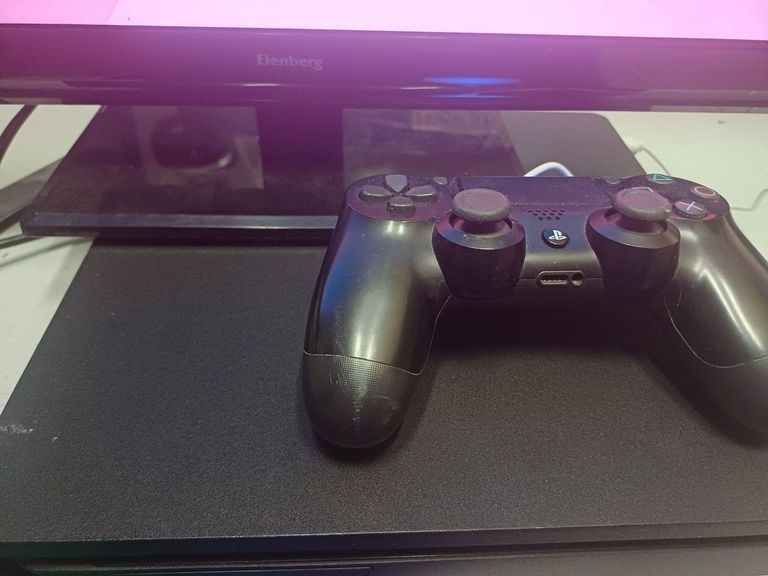 Дешиво Sony playstation 4 slim 500gb с ломбарда