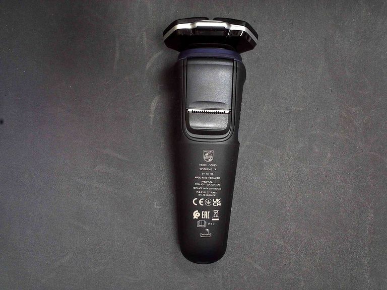 Дешево Philips Shaver series 5000 S5885/10 з ломбарду