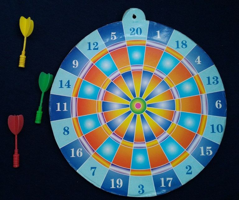 Купить Darts 3 дротики і мішень, 26 см Б/У