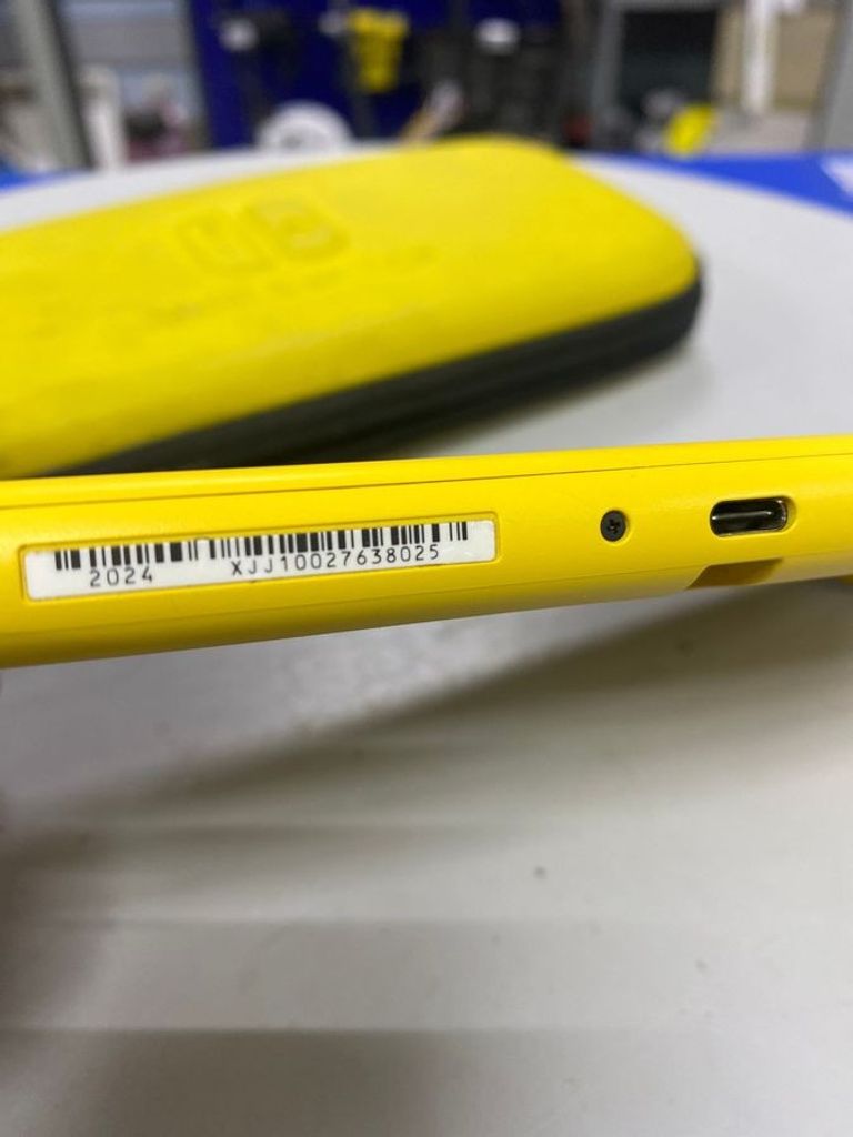 Дешево Nintendo switch lite з ломбарду