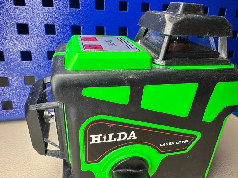 Дешево Hilda 4d 360 з ломбарду