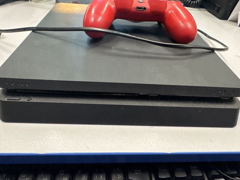 Оголошення  Sony PlayStation 4 Slim 1TB Black Б/У