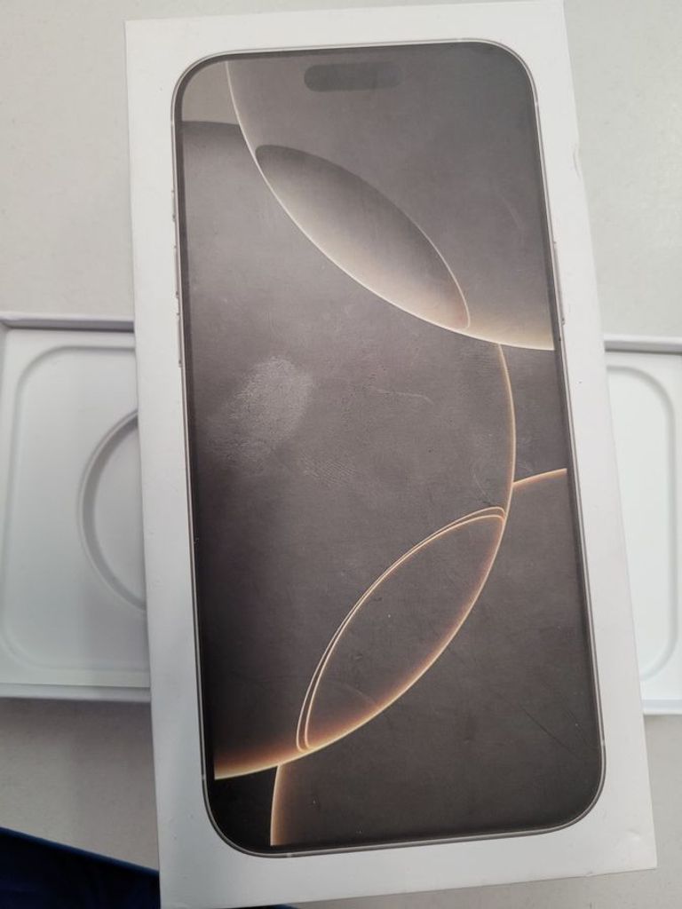 Дешево iPhone 16 pro max з ломбарду