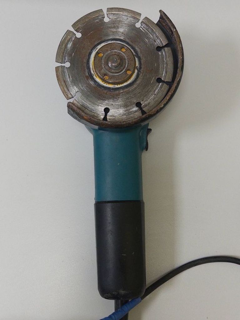 Makita 9558HN Код:01-200867995. Зображення 5