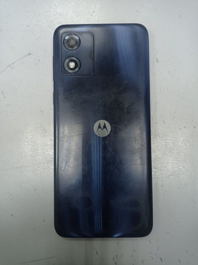 Объявление Motorola moto e13 2/64gb Б/У