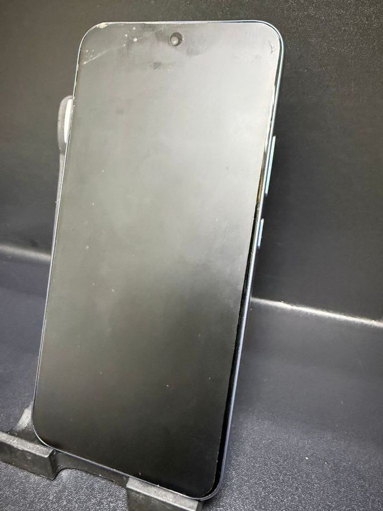 Оголошення Oppo a6 pro 4g 8/256gb Б/У