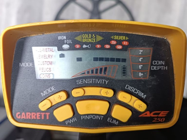 Дешиво Garrett ACE 250 с ломбарда