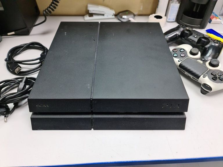 Купити Sony playstation 4 1tb Б/У