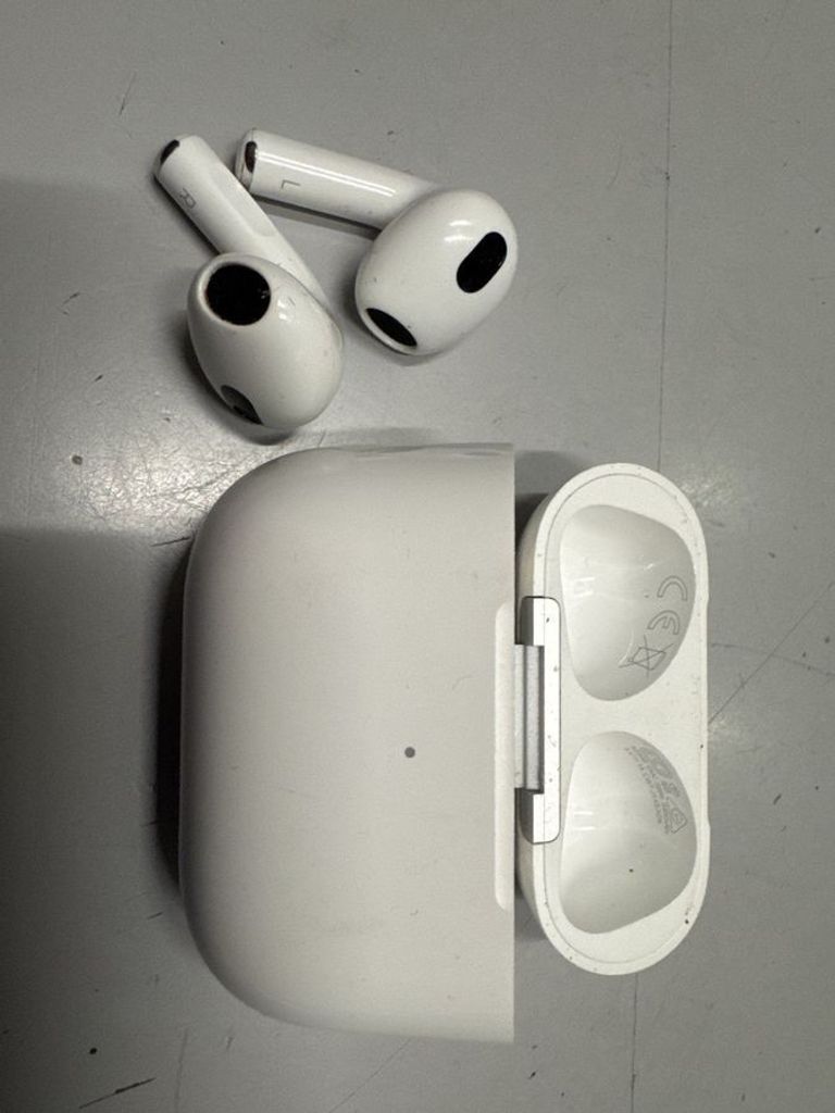 Оголошення Apple airpods 3rd generation Б/У