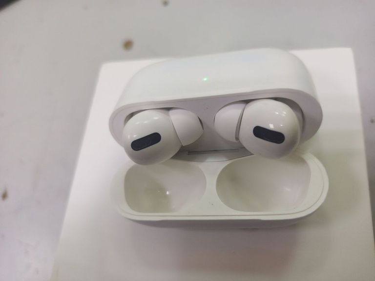 Оголошення Apple AirPods Pro (MWP22) Б/У