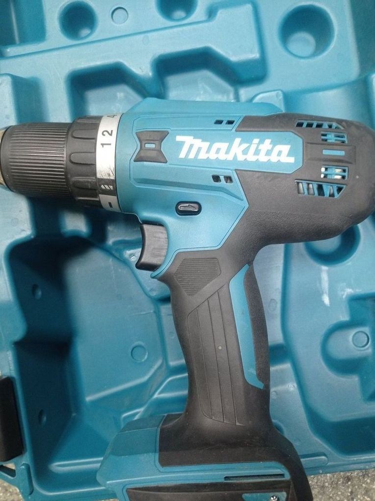Оголошення Makita DF488DWE Б/У