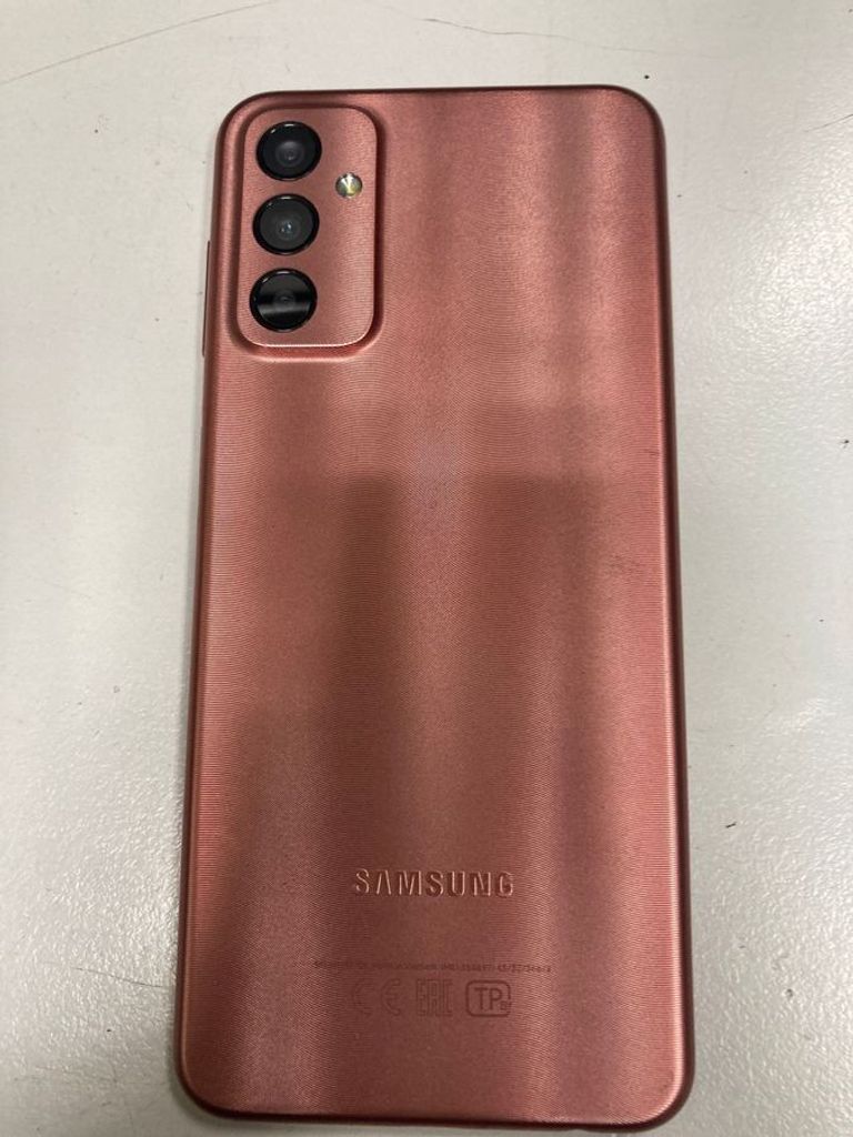 Оголошення Samsung galaxy m13 sm-m135f 4/64gb Б/У