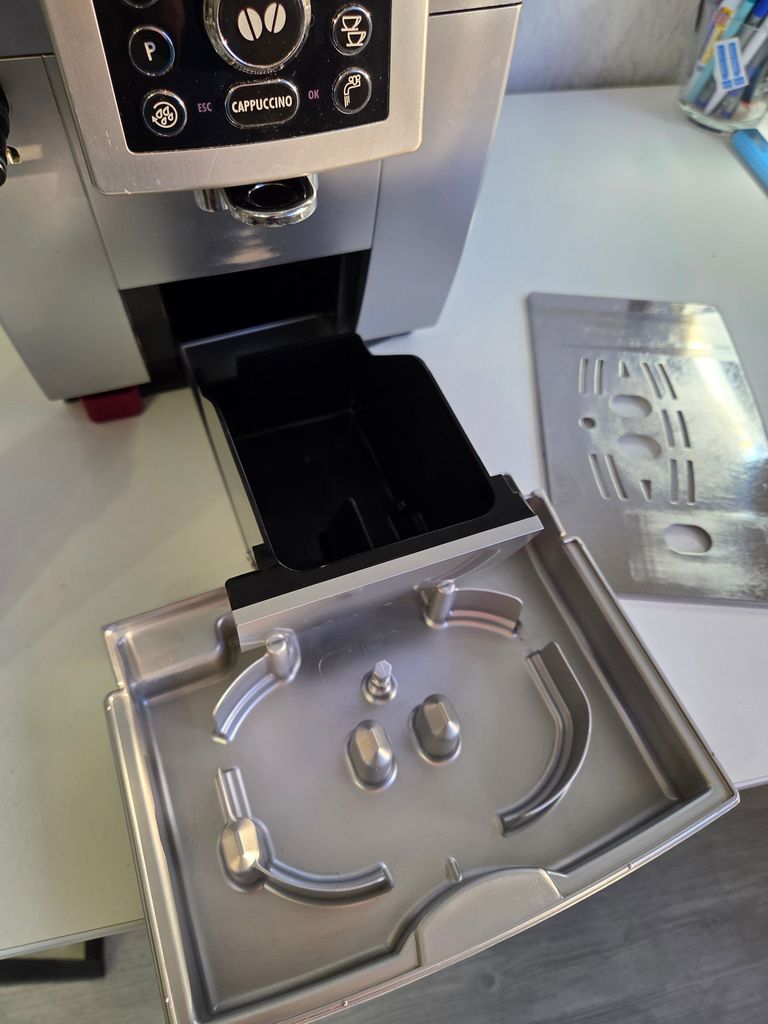 Delonghi ECAM 23.450.S Код:null. Изображение 5