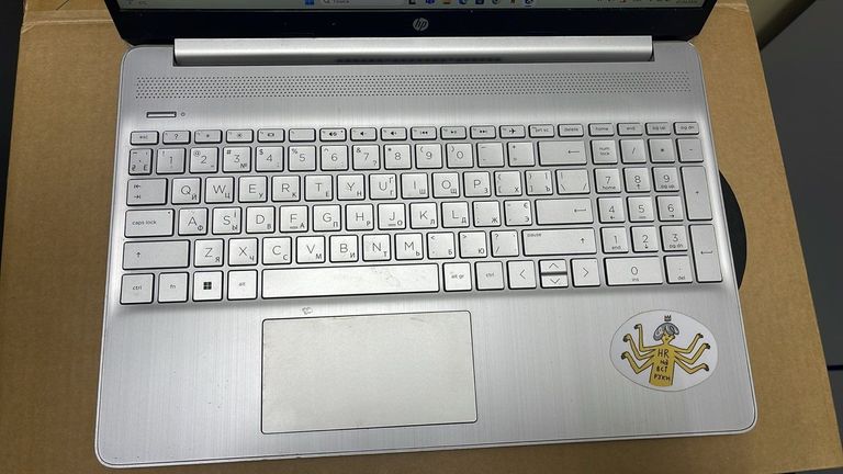Дешево Hp 15/pentium silver n6000 ddr4/8gb ddr4/hdd *відсутній/ssd 256 gb/*інтегрована з ломбарду