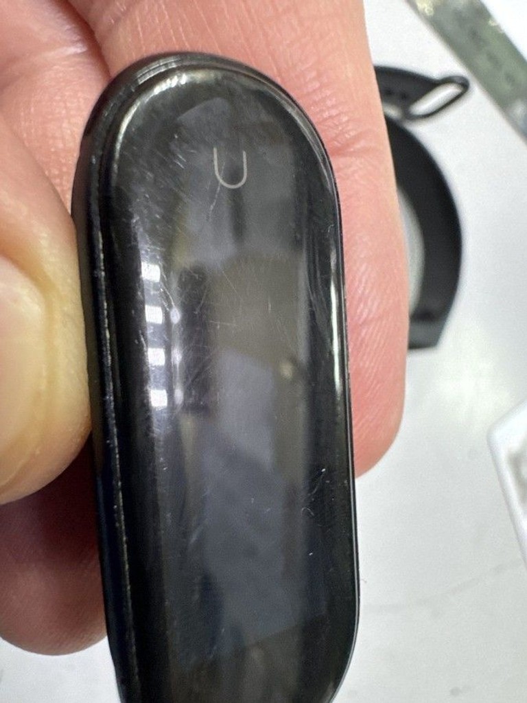 Дешиво Xiaomi Mi Smart Band 4 Black с ломбарда