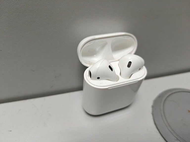 Объявление Apple airpods 2nd generation a1602, a2031, a2032 Б/У