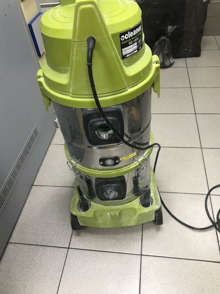 Дешево Cleaner VC-1600 з ломбарду