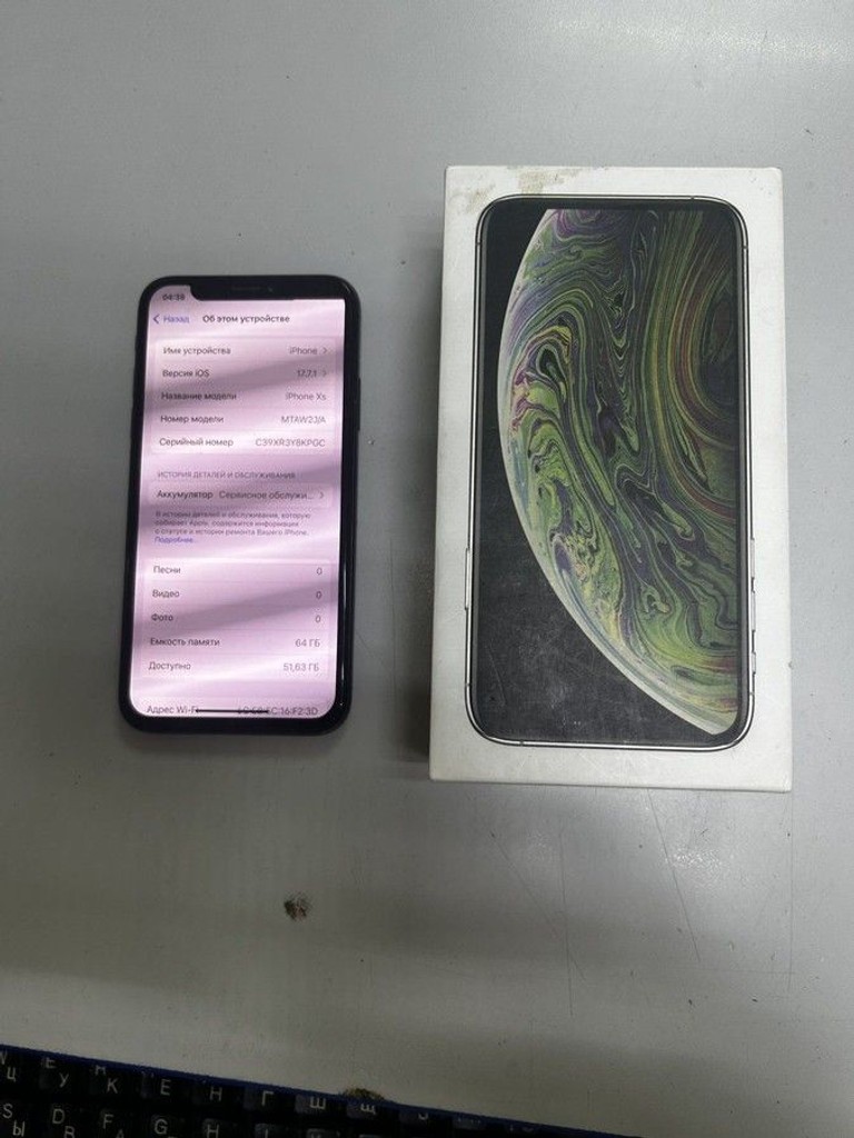 Купити Apple iphone xs 64gb Б/У