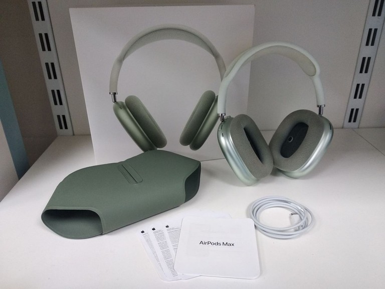 Купити Apple airpods max Б/У