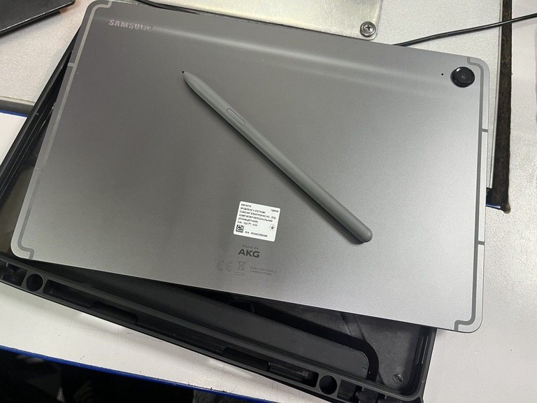Дешиво Samsung galaxy tab s9 fe wi-fi 6/128gb с ломбарда