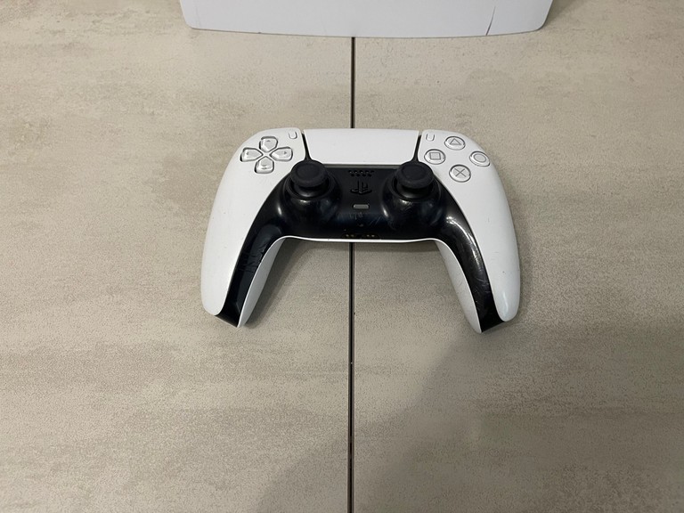 Sony Playstation PS5 CFI-1215A, Blu-ray + геймпад. Забанена. Можна грати тільки з дисків Код:null. Изображение 6