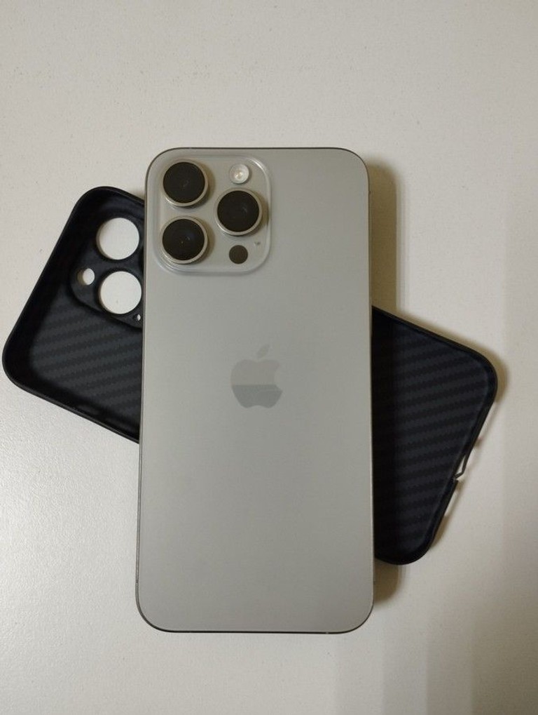 Дешиво Apple iphone 15 pro max 1tb с ломбарда