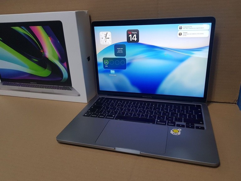 Купить Apple macbook pro a2338 13.3 m2 10-gpu/ ram8gb / ssd256gb/ retina/ touchbar Б/У