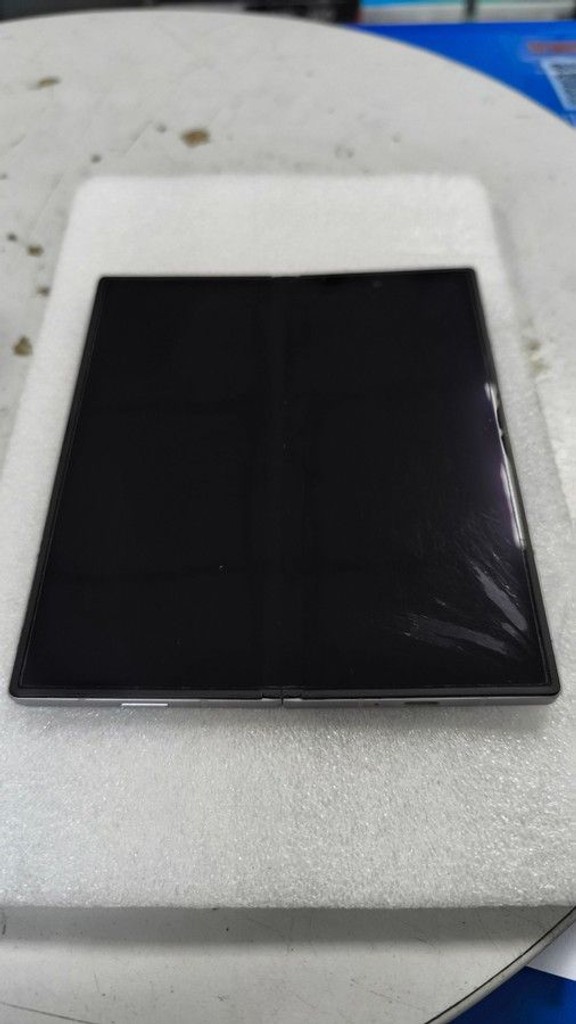Samsung galaxy fold6 12/512gb Код:01-201012246. Зображення 10