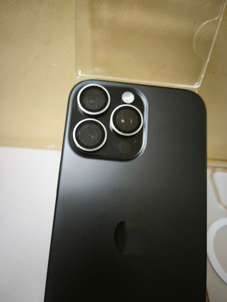 Оголошення Apple iphone 16 pro max 512gb Б/У