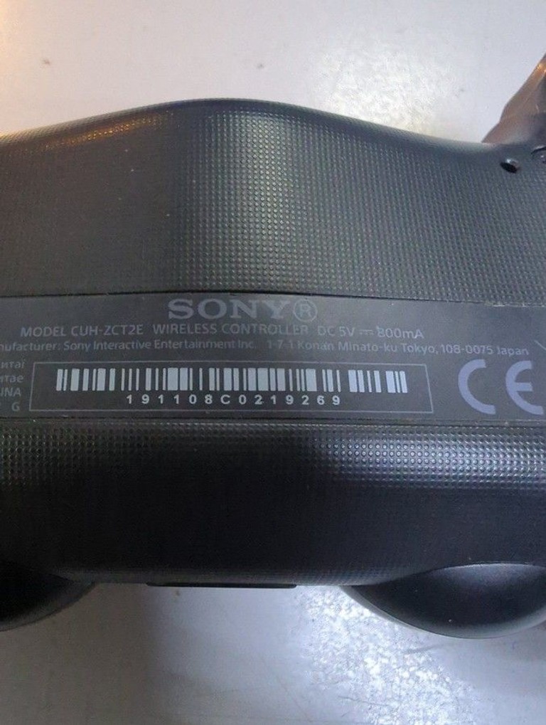 Дешиво Sony dualshock 4 v2 с ломбарда