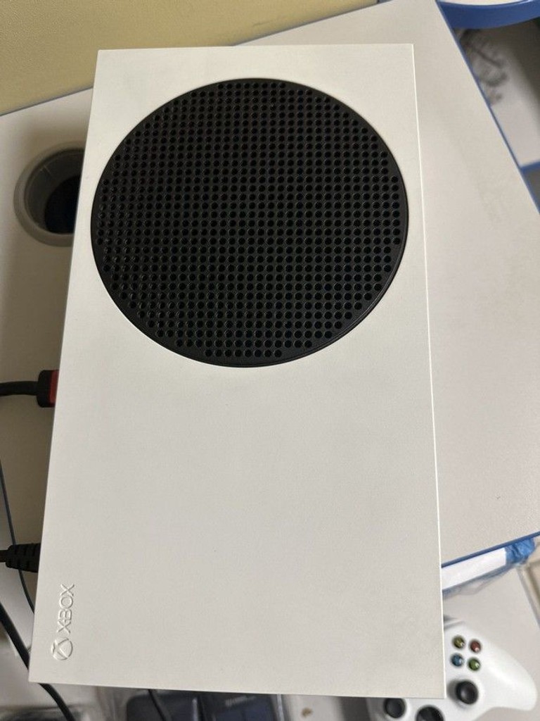 Купить Microsoft xbox series s 512gb Б/У