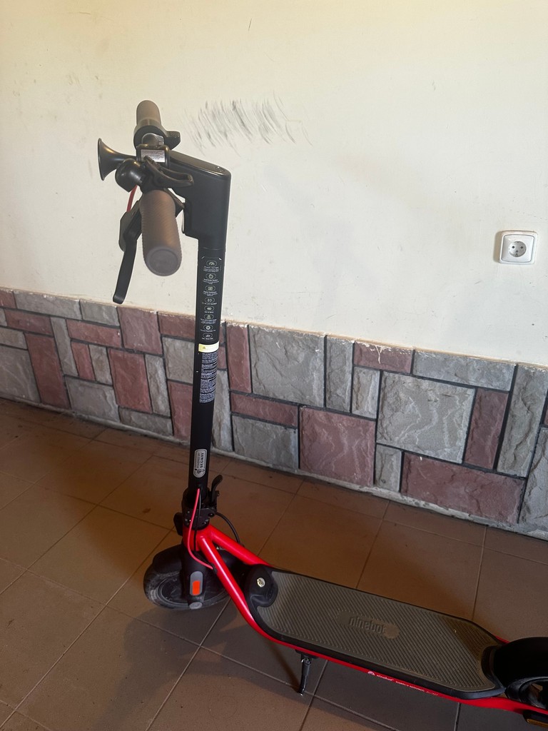 Оголошення Ninebot SEGWAY KickScooter D38D Б/У